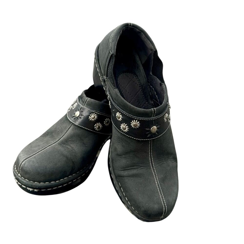 Ariat ATS Westlake women's leather clogs decorative silver-tone floral stud